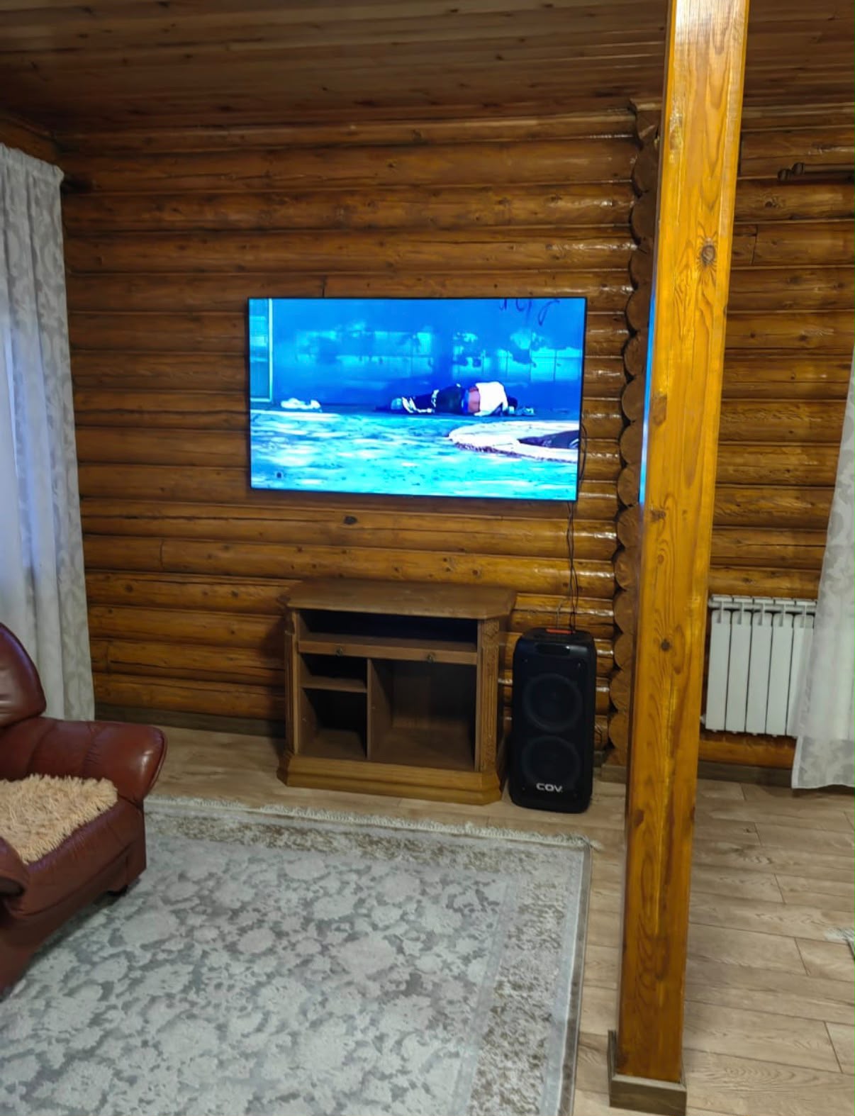 Гостиная с телевизором